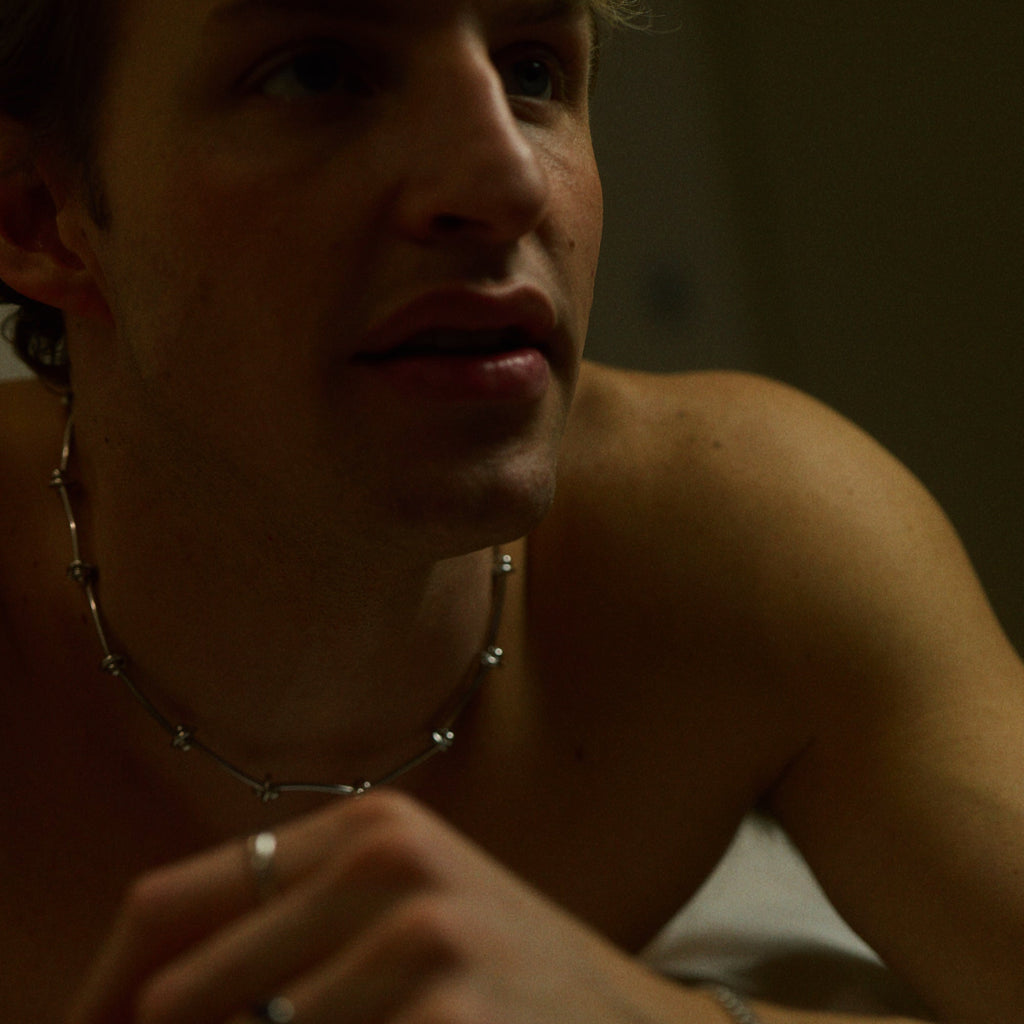 The Knot Necklace